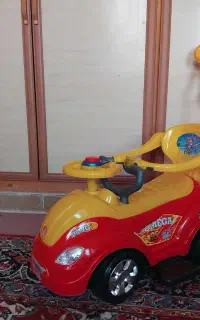 ماشین چهار چرخ موزیکال سالم