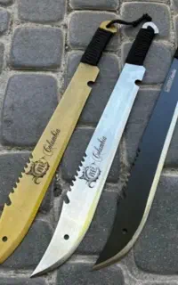 چاقو شکاری و چاقو بامبو بزرگ