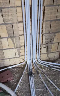 لوله‌کشی‌وبرق‌‌کشی