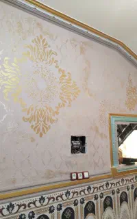 رنگ آمیزی ساختمان و انواع درب و پنجره