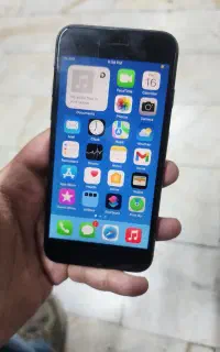 ایفون ۸ ۶۴گیگ iPhone 8