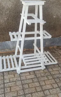 استند گل . پایه گل