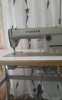 چرخ خیاطی صنعتی یاماتا فابریک وکم کار راسته دوز