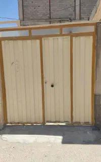 درب حیاط