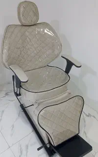 صندلی اصلاح و میکاپ شینیون