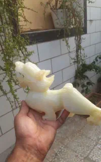 مجسمه یشم