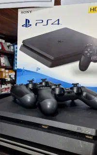 پیس فور اسلیم کپی خور 500گیگ  دو دسته در حد نو PS4