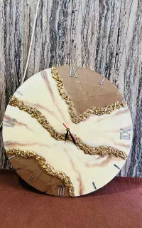 ساعت دیواری حراجی