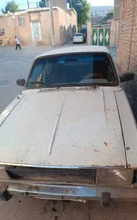 پیکان مدل 79