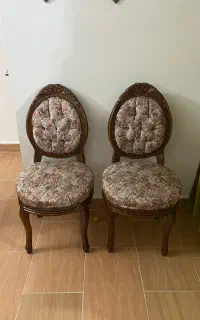 دوعدد مبل میزبان کاملا سالم