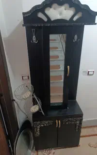جاکفشی اینه دار