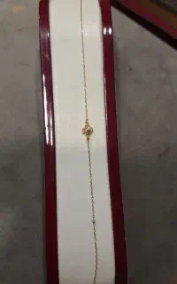 دستبند طلا زیر گرم