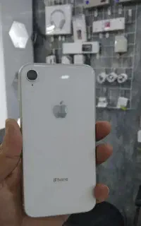 آیفون ایکس آر ۱۲۸