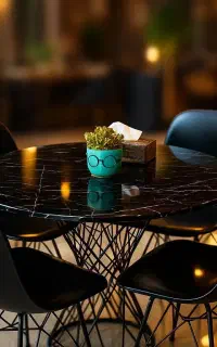 میز و صندلی بی نظیر آریا