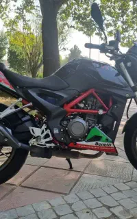 بنلی 250تک سیلندر