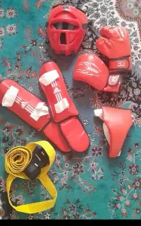 کیسه بوکس.هوگو.کلاه کیک بوکس