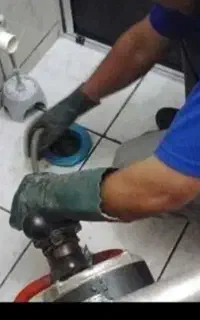 لوله بازکنی و تخلیه چاه(احمدی)شبانه روزی تضمینی