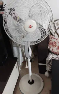 پنکه پایه بلند