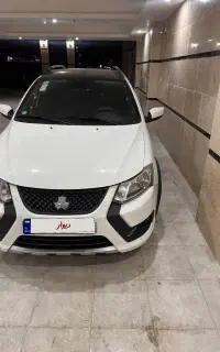 کوییک R سفید مشکی