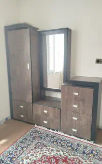 یک سری وسایل به فروش میرسد