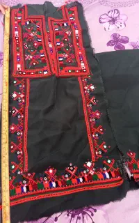 لباس بچگانه