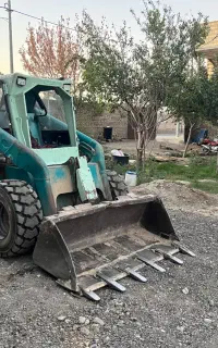 بابکت‌دراج‌ توماس مینی لودر