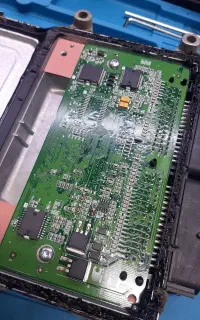 تعمیر  و فروش انواع ایسیو خودرو