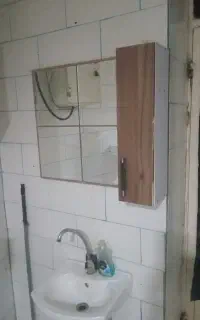 اینه رو شویی