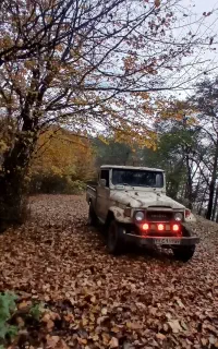 فروش تویوتا۲اف لندکروزر۱۹۸۳مدارک کامل