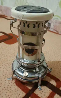 چراغ نفتی آکبند