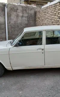 خودرو سواری پیکان مدل ۸۱