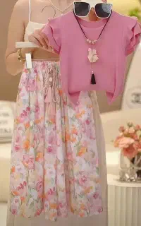 فروشنده پوشاک بچه گانه