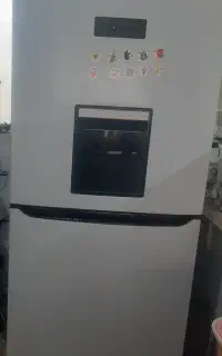 یخچال فریزر در هد نو ۲سال خریدم تمیز همچی سالم