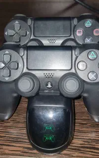 دسته و شارژرps4