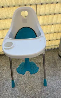 صندلی غذای بچه