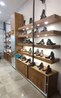 دکور مغازه کفش