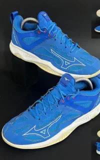 کفش بدمینتون Yonex اصل/کارکرده تمیز