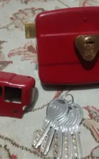 قفل دروازه کال