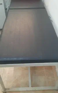 تخت معاینه