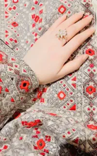 کرم اماراتی و گیاهی