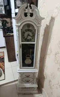 ساعت ایستاده