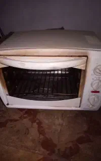 توستر سالم