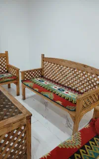 تخت سنتی نیمکت
