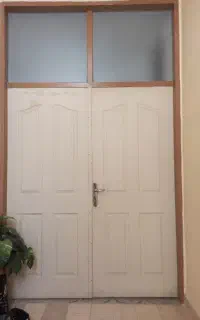 یک عدد درب حال و پذیرایی  دو لنگه سالم