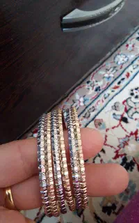 النگوطلاروس