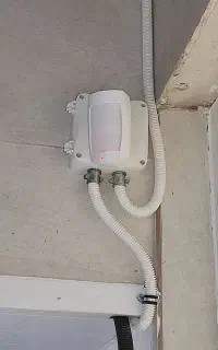دوربین مداربسته و برقکاری