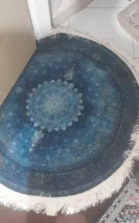 فرش گرد نو نو
