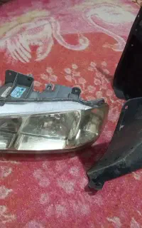 چراغ جلو پارس سمت چپ