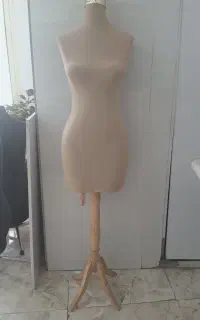 فروش ۵عدد مانکن  زنانه