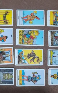 محدود    فال تاروت وقهوه دقیق و کامل فقط۱۵۰هزار